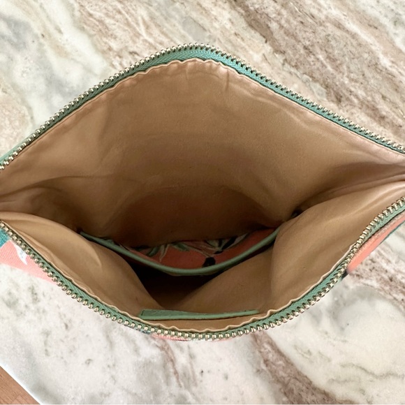 Tropical Print Clutch with Vegan Leather Mint Accents - Beach Vacation Bag - Picture 13 of 16